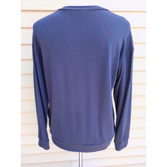 Navy Blue Sweatshirt with Crochet Trim 👚 - Picture 6 of 7